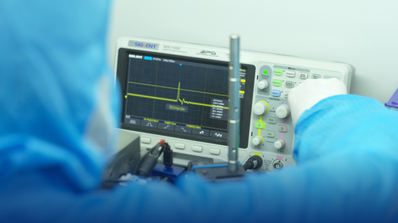 海目星研發測試-不斷突破傳統產品技術開發模式,引入先進開發工程方法與工具。