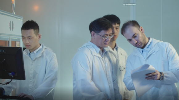 研發團隊-研發、工程、技術類人員規模年均增長100%,人員結構不斷優化。